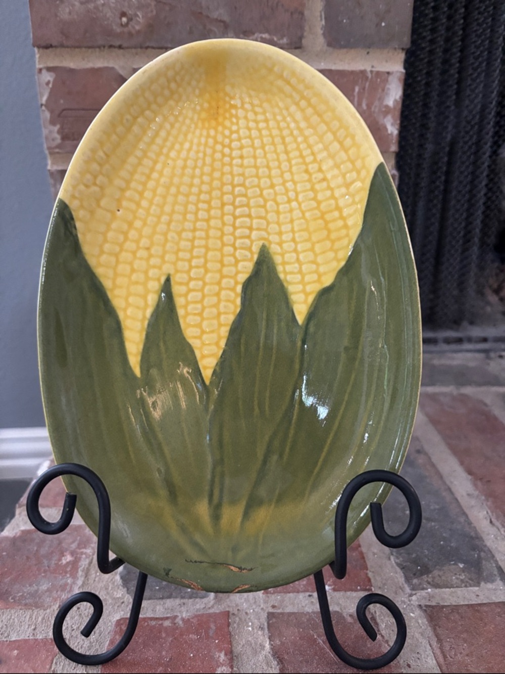 Vintage 50’s Shawnee oven-proof 68 corn cob pottery